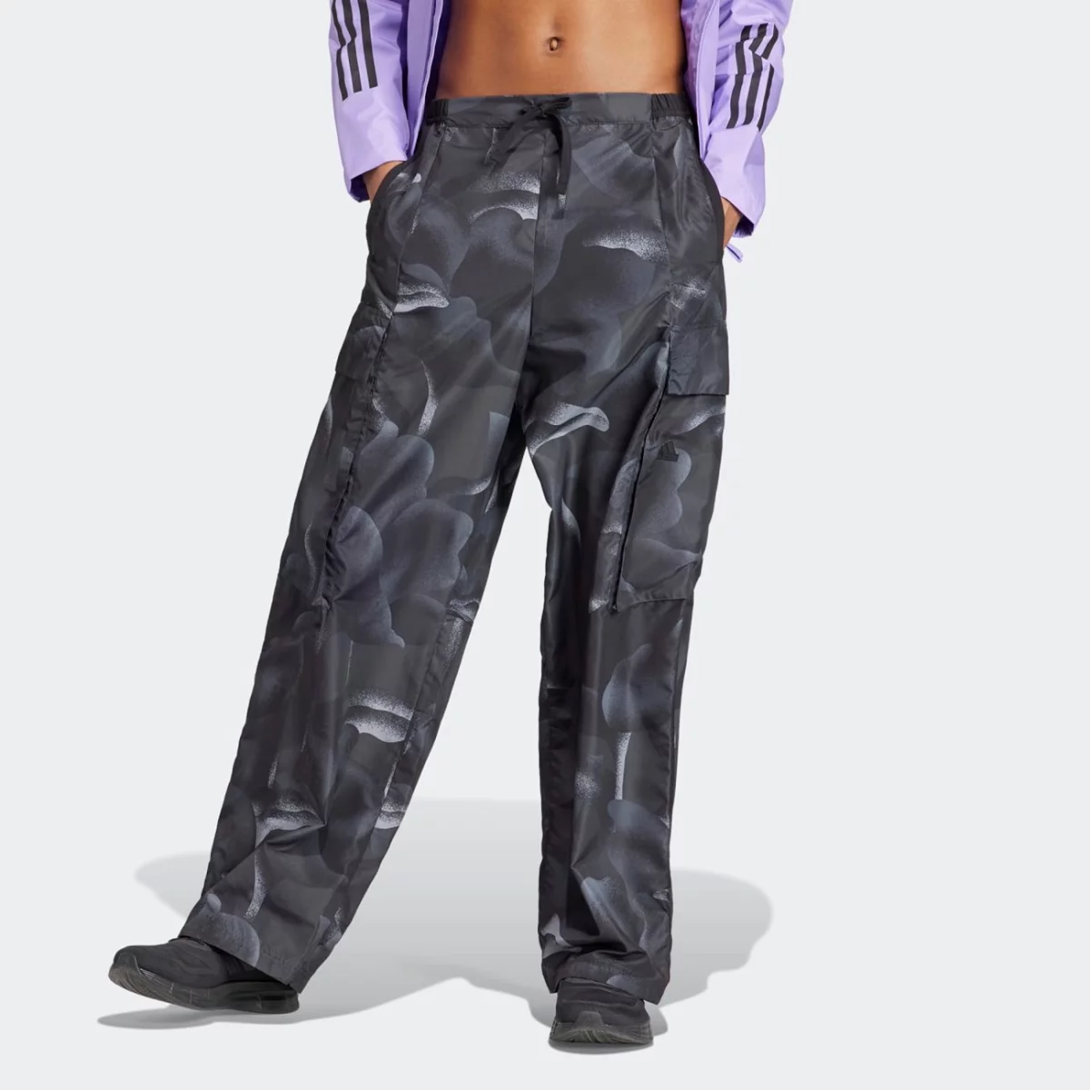 im4964_3_apparel_on-model_standard-view_grey-huge-6657a6d70382d