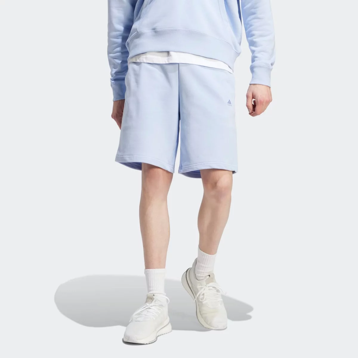 ic9829_3_apparel_on-model_standard-view_grey-huge-6657a0cf31566