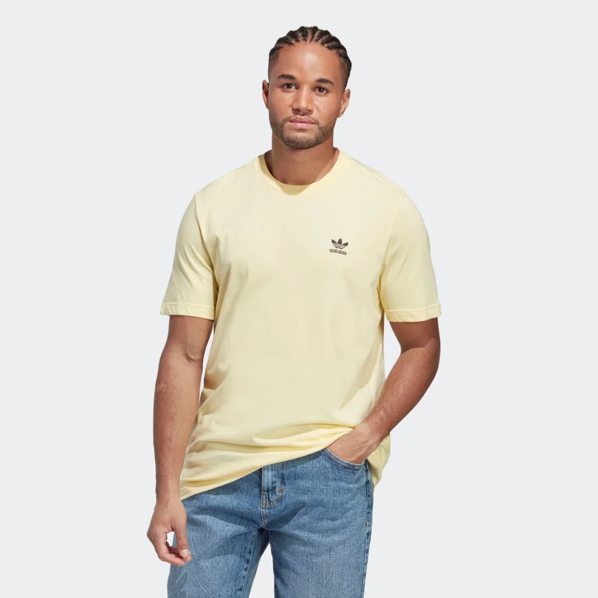 ia4867_3_apparel_on-model_standard-view_grey-huge-6657a15e3aeb8