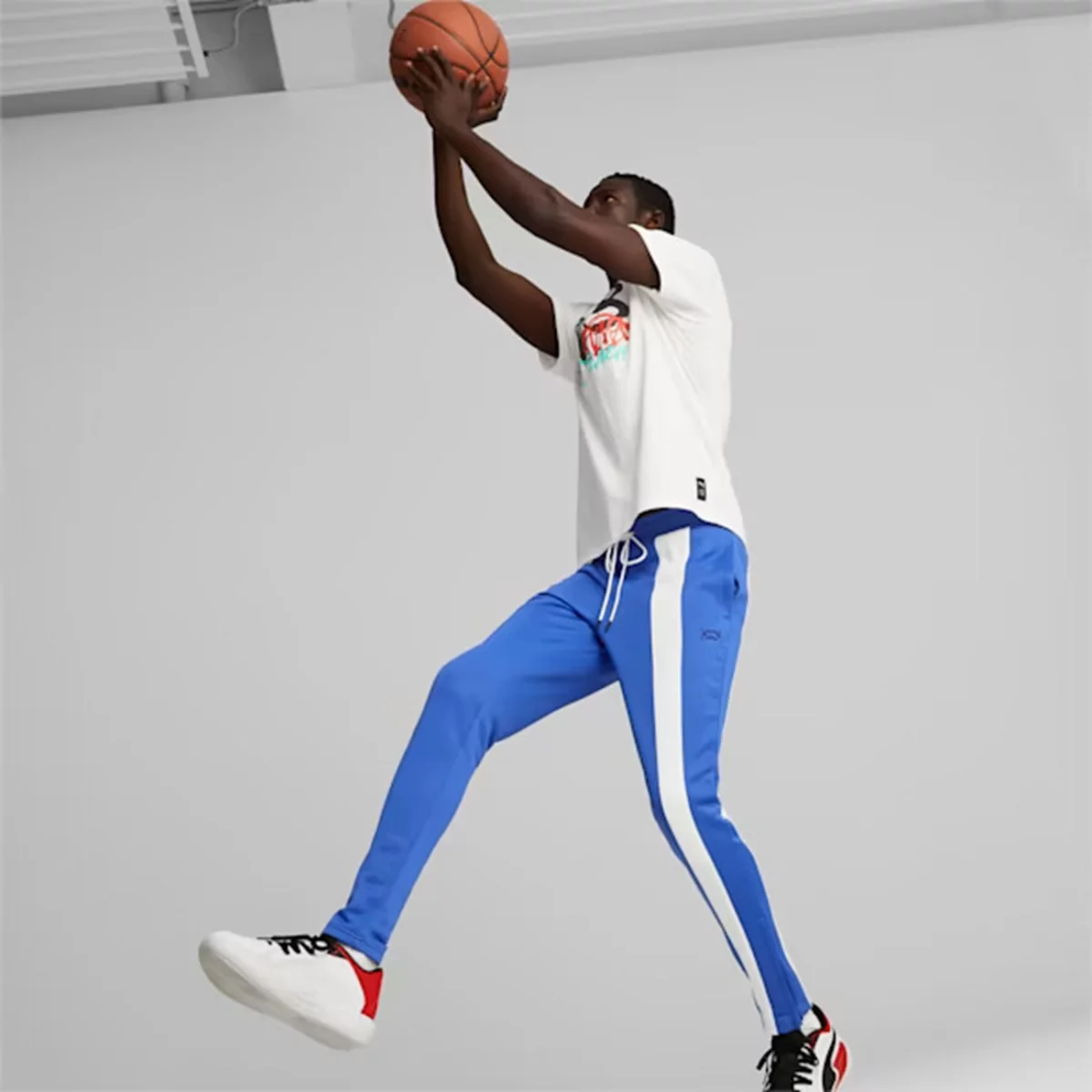 showcase-basketball-tee-men-1-huge-6657a24134d6a