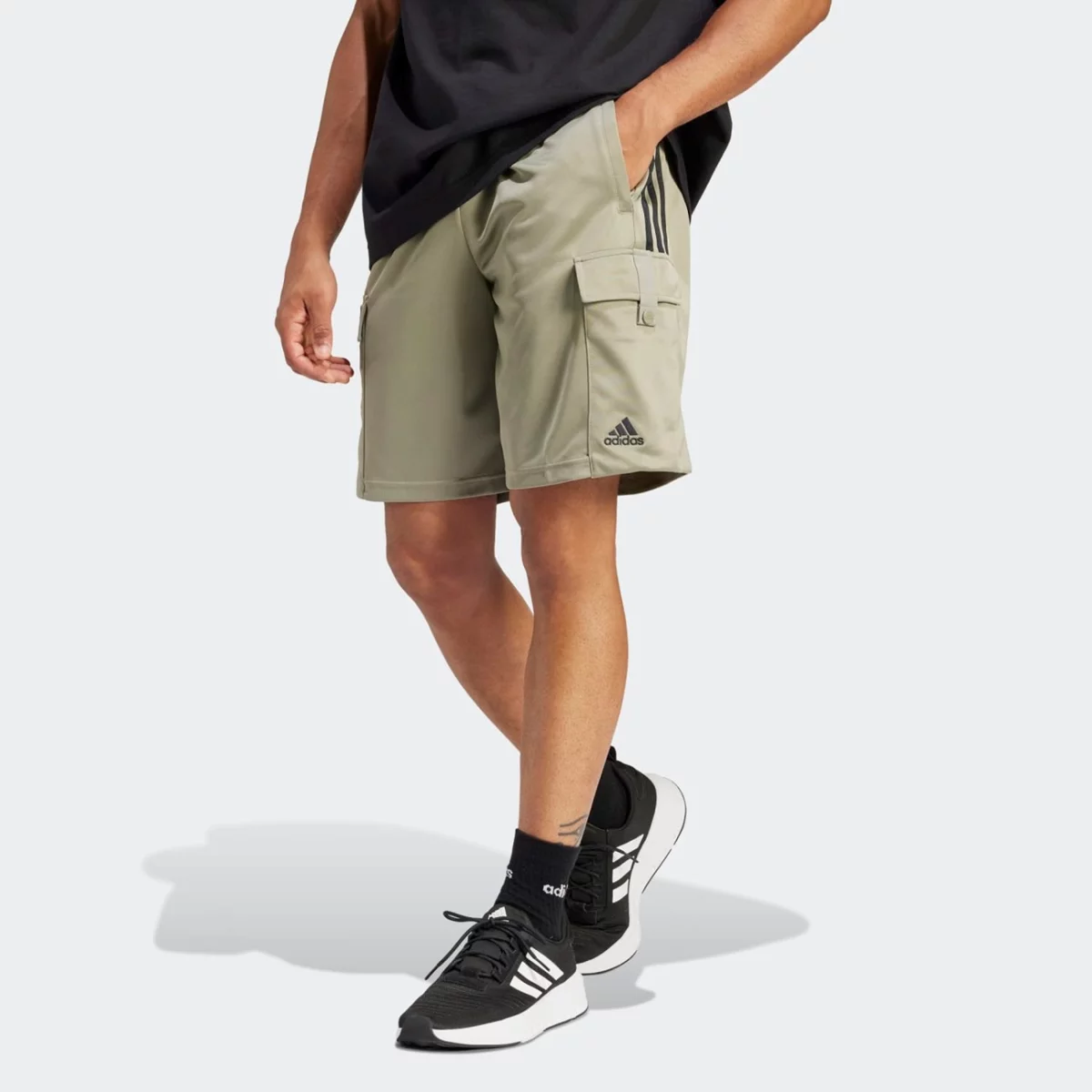 is1518_3_apparel_on-model_standard-view_grey-huge-6657b1a9ba9f0