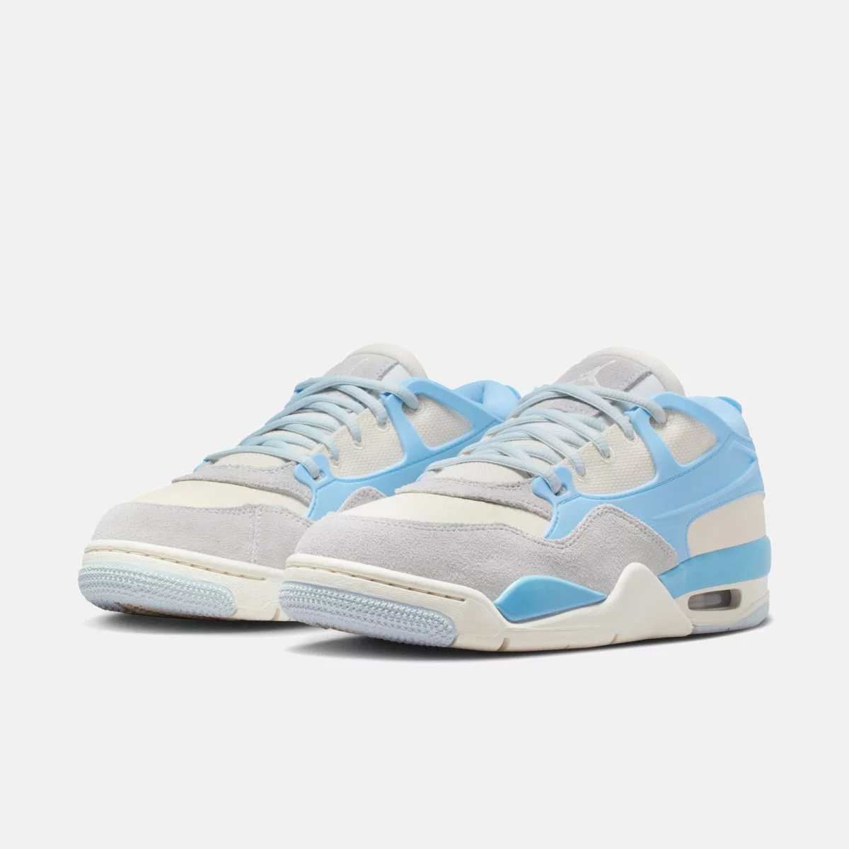 698d9a9d768a7air_jordan_4RM_gynaikeia_sneakers_3_