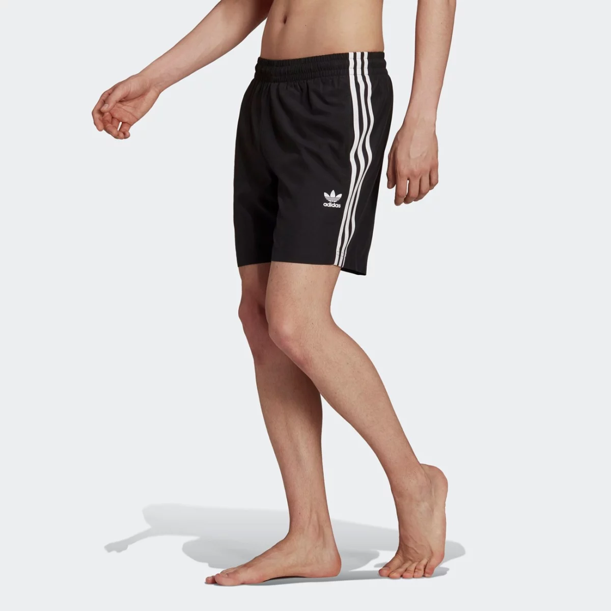 h06701_app_on-model_standard_gradient-huge-665777f0ce1c9