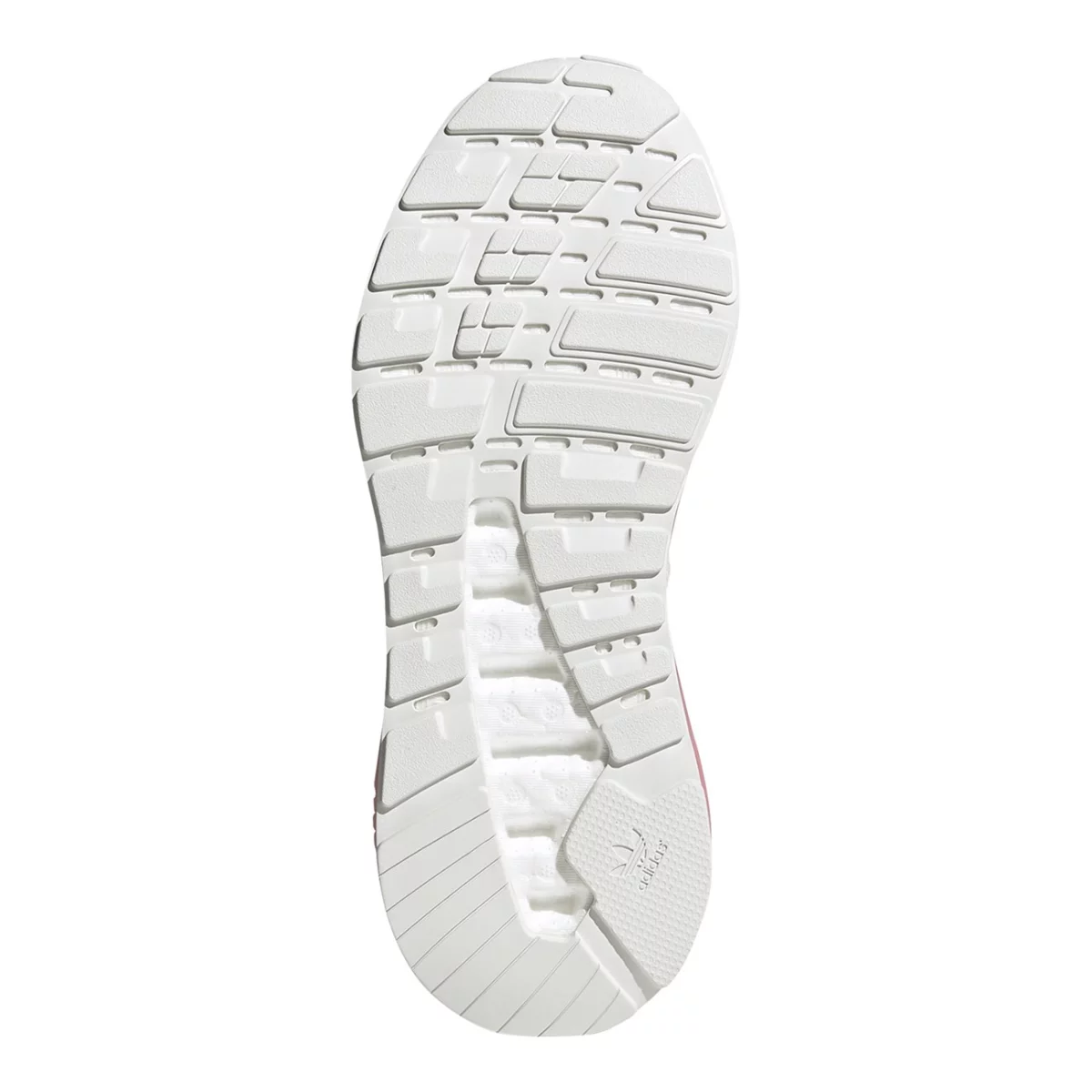 fz3900_ftw_photo_bottom_transparent-huge-6657e6acb48c7