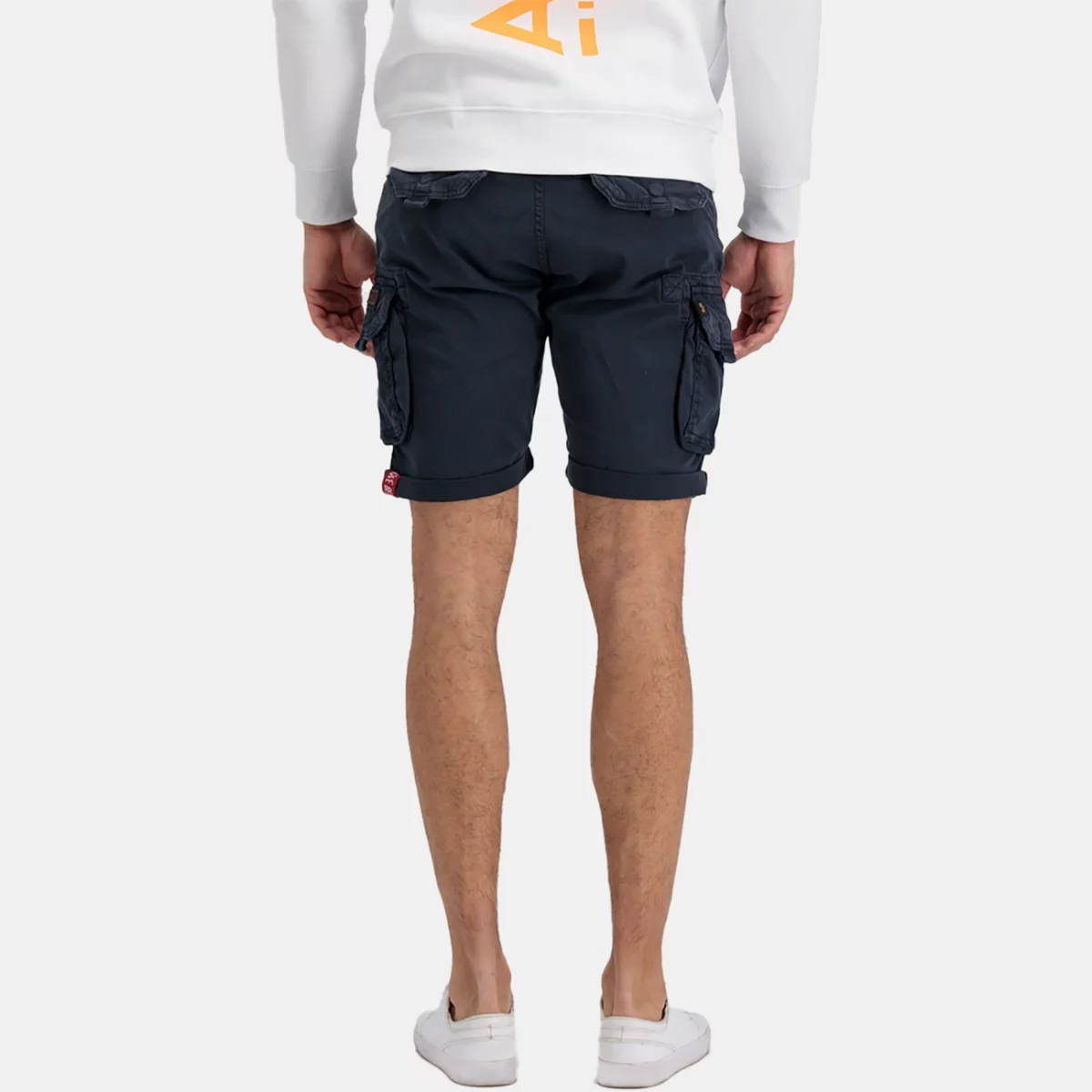 176203-03-alpha-industries-crew-short-short-002-huge-665758870cc90