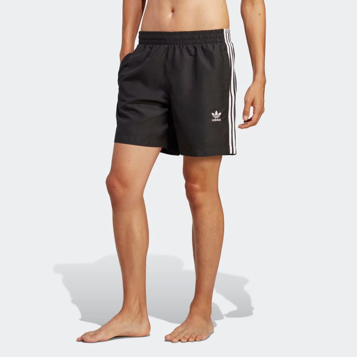 ht4406_3_apparel_on-model_standard-view_grey-huge-665703848b4d7