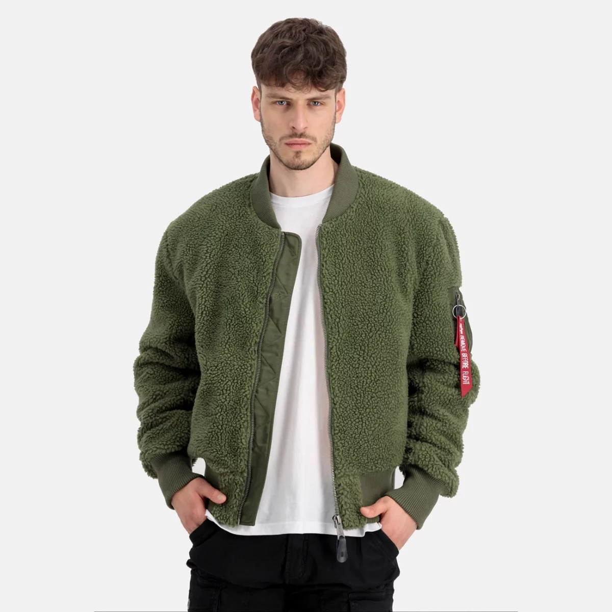 108102-01-alpha-industries-ma-1-teddy-001-huge-6657914e835f0