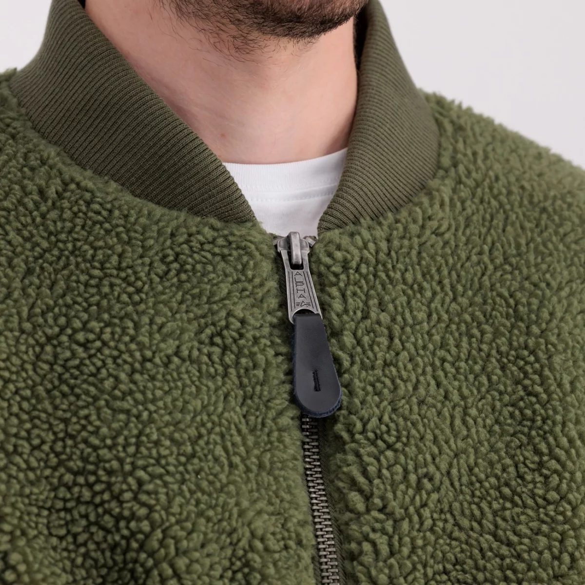 108102-01-alpha-industries-ma-1-teddy-006-huge-66579154b66e5