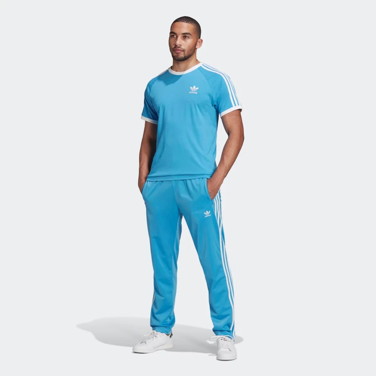hb9527_8_apparel_on-model_standard-outfit-view_grey-huge-66577a87e9332