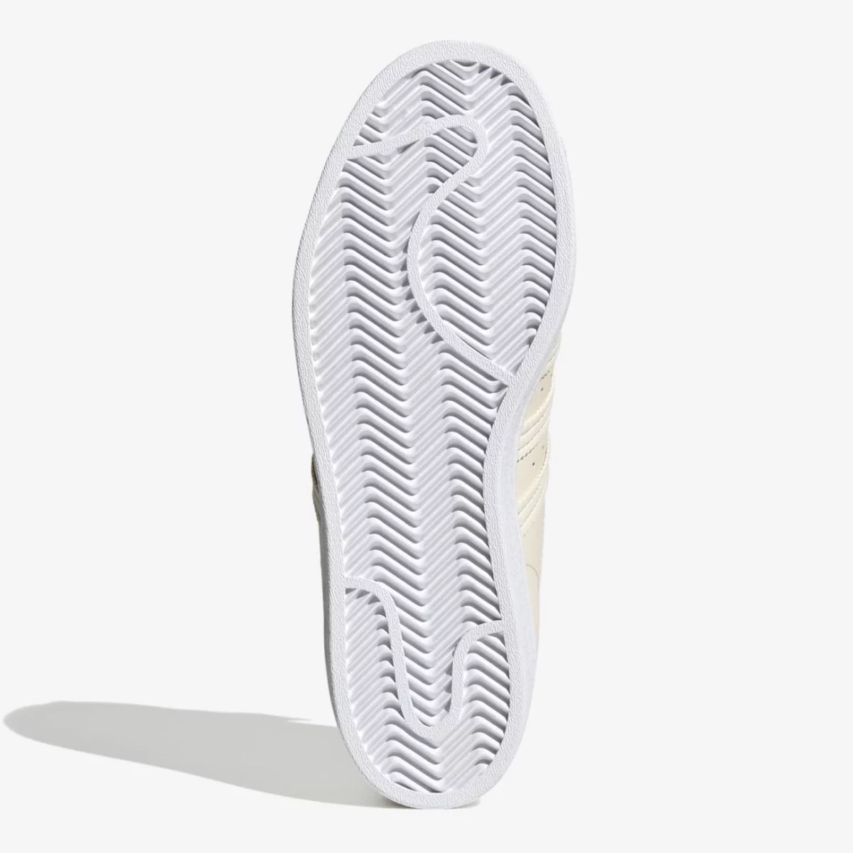 gw0592_4_footwear_photography_bottom-view_white-huge-66580ac6e8aba