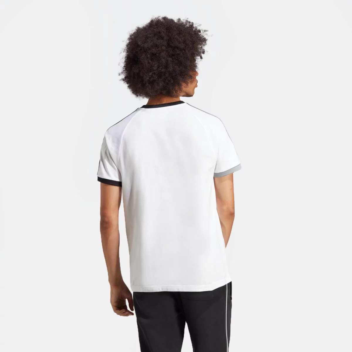 _0005_ia4846_5_apparel_on-model_back-view_grey-huge-6657a15348444