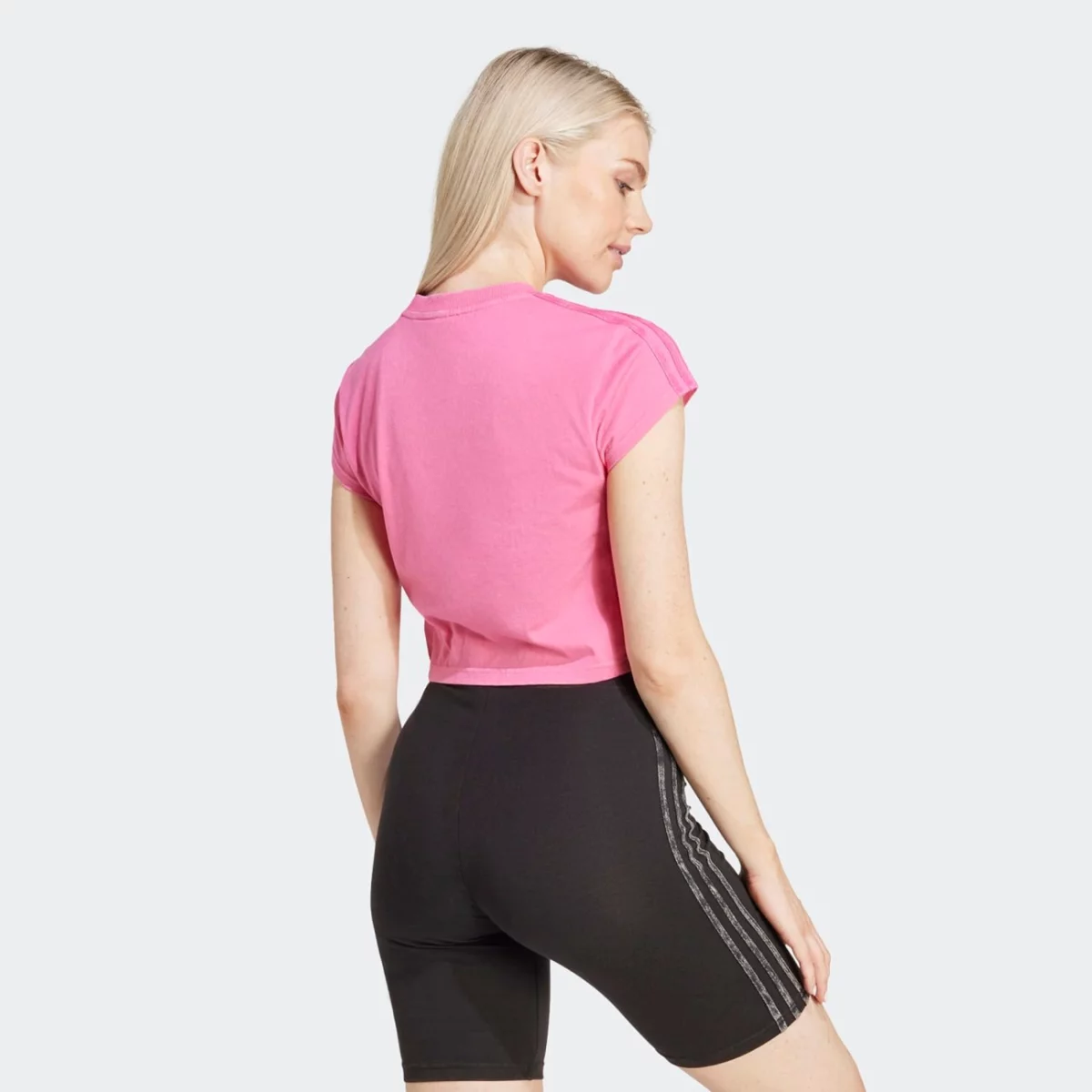 ir8854_5_apparel_on-model_back-view_grey-huge-6657b22926e3b