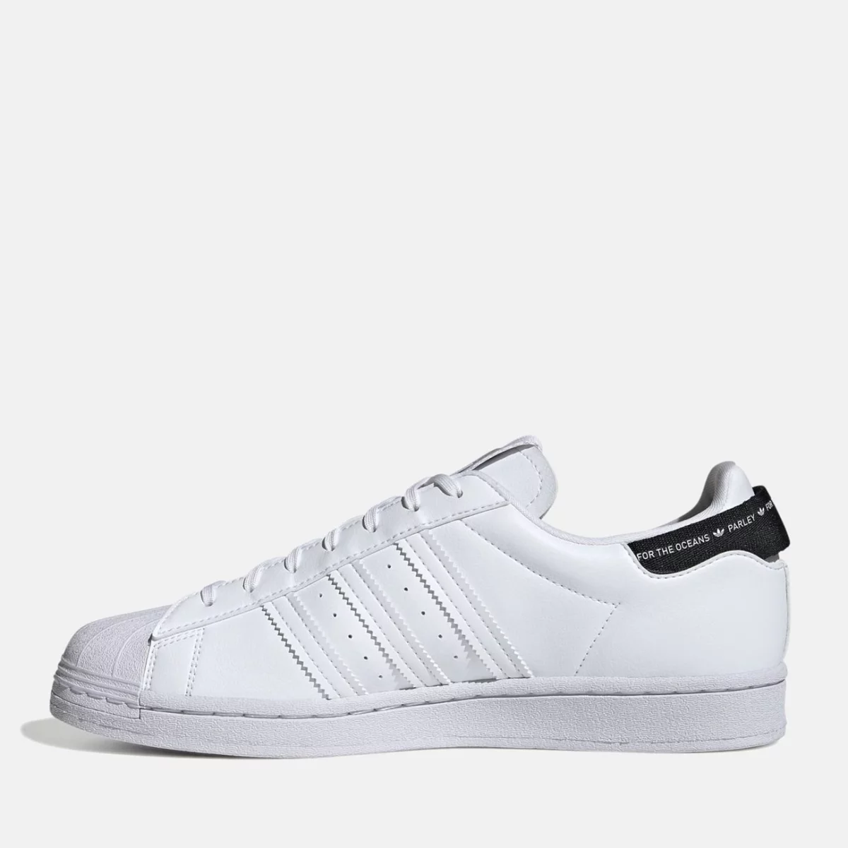 gv7610_5_footwear_photography_side-medial-center-view_white-huge-66580972a92b7