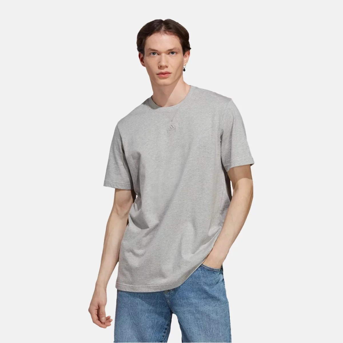ic9789_3_apparel_on-model_standard-view_grey-huge-6657a0c25a1ac