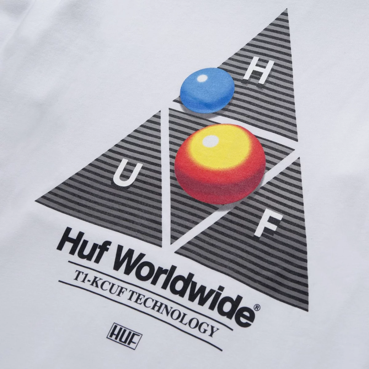 video-format-tt-p-o-hoodie_white_pf00397_white_04-huge-66577317783e8