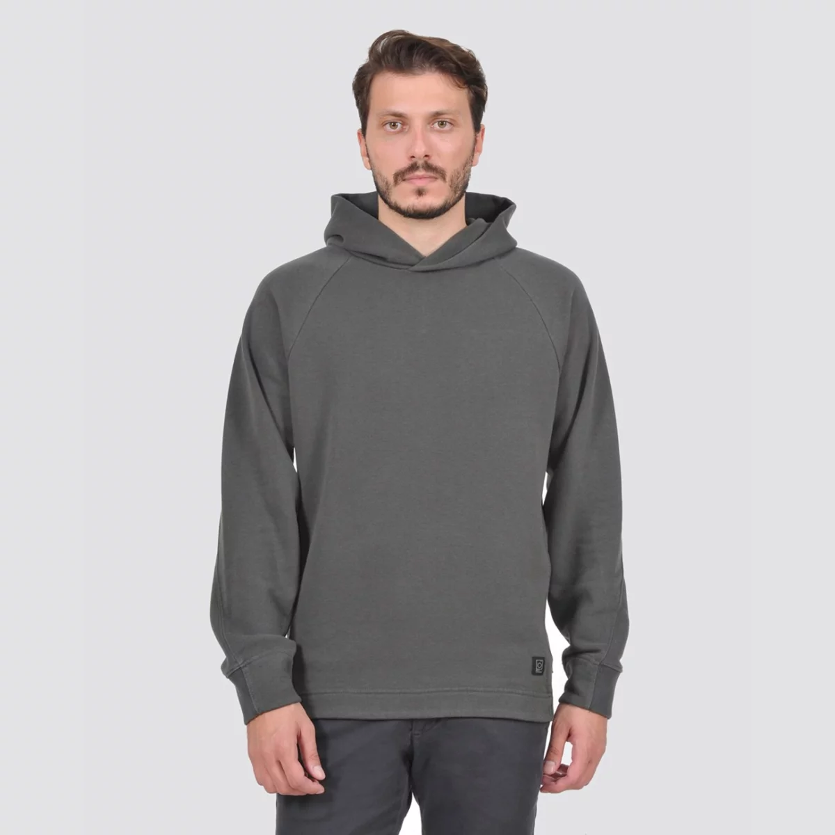 dlmh0120f_1118_1-charcoal-huge-6657529e91621