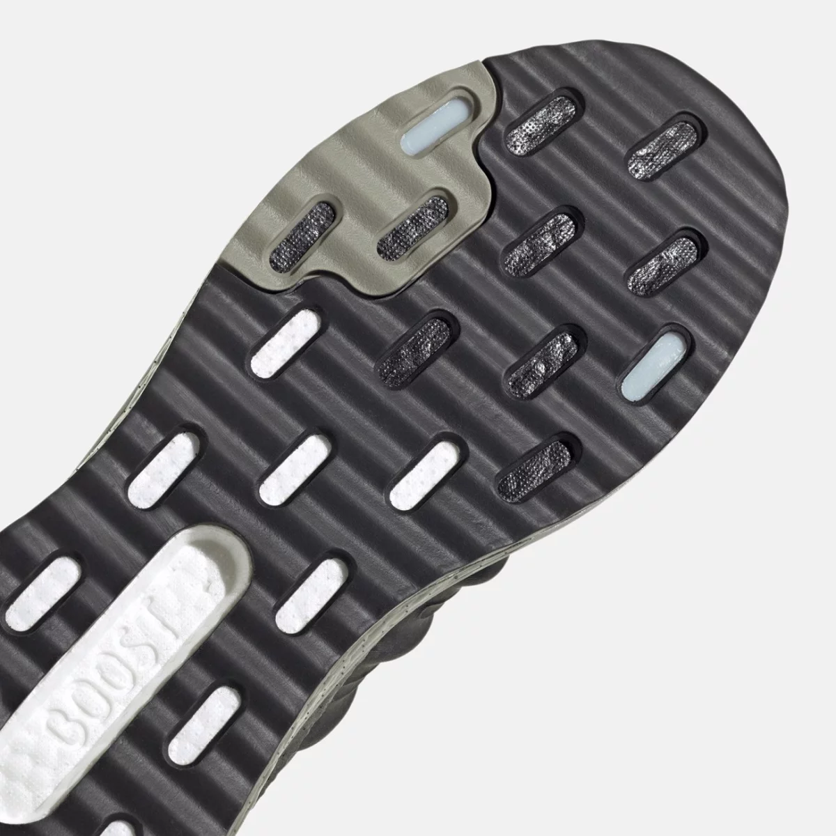id9583_8_footwear_photography_detail-view-1_transparent-huge-6658345b096ec