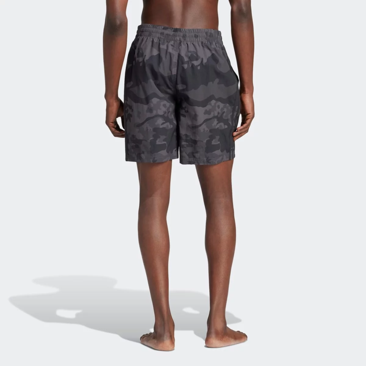 it8639_5_apparel_on-model_back-view_grey-huge-6657b1dce6f7c