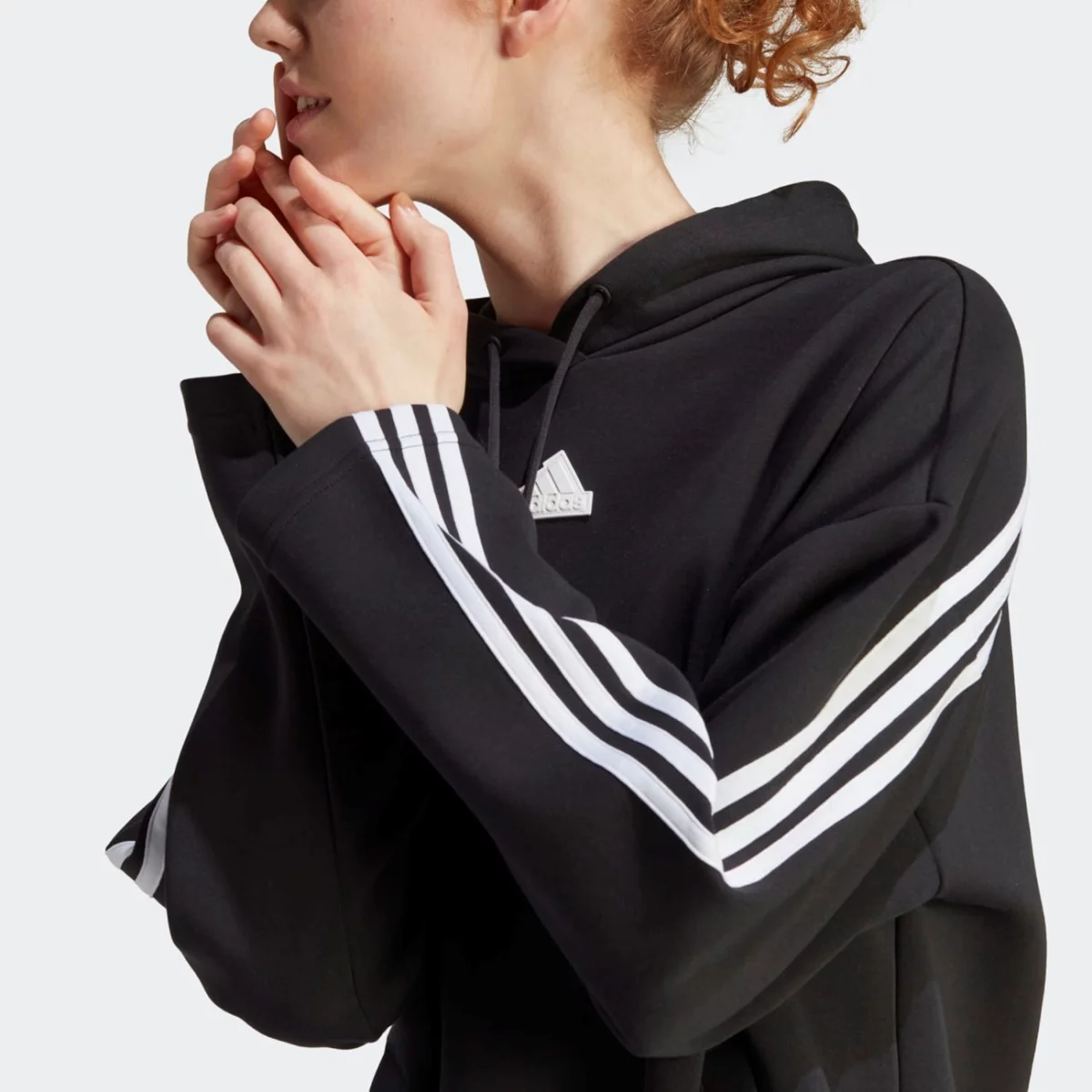 ii8096_8_apparel_on-model_detail-view-2_grey-huge-6657a80ecd689
