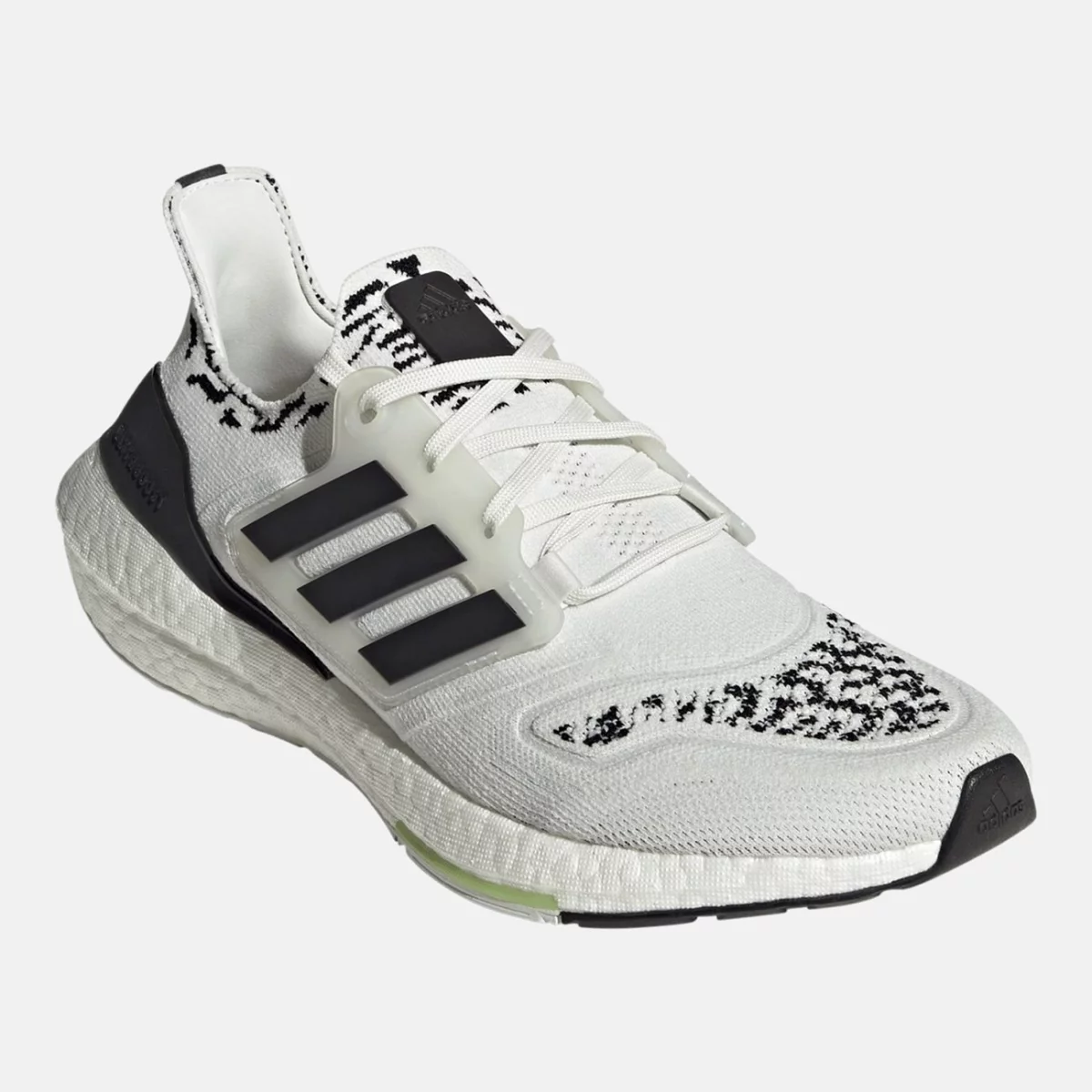 gx5573_6_footwear_photography_front-lateral-top-view_transparent-huge-66580c30d65a4