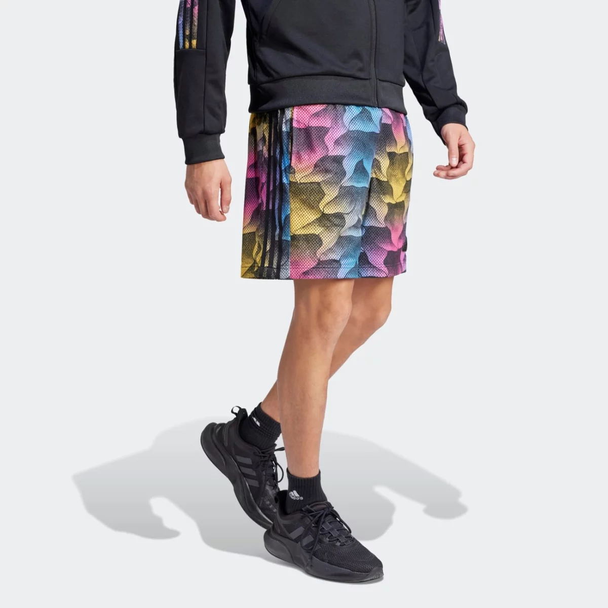 is1533_5_apparel_on-model_walking-view_grey-huge-6657b1b51a860