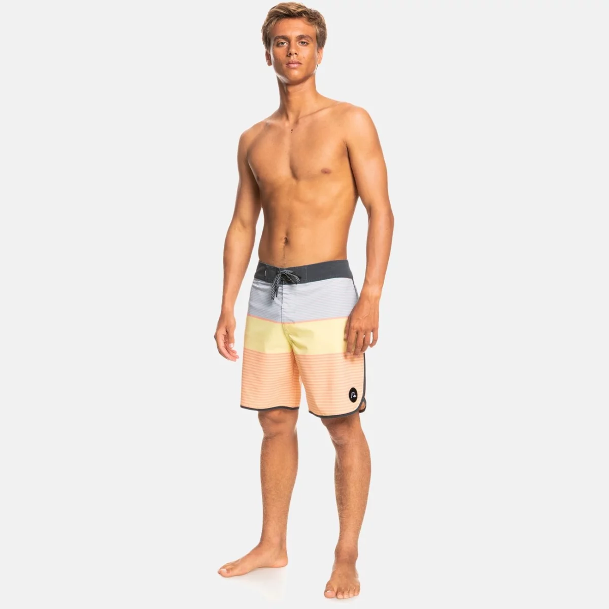 eqybs04651_quiksilver-w_mgk6_frt9-huge-6657874c6ab42