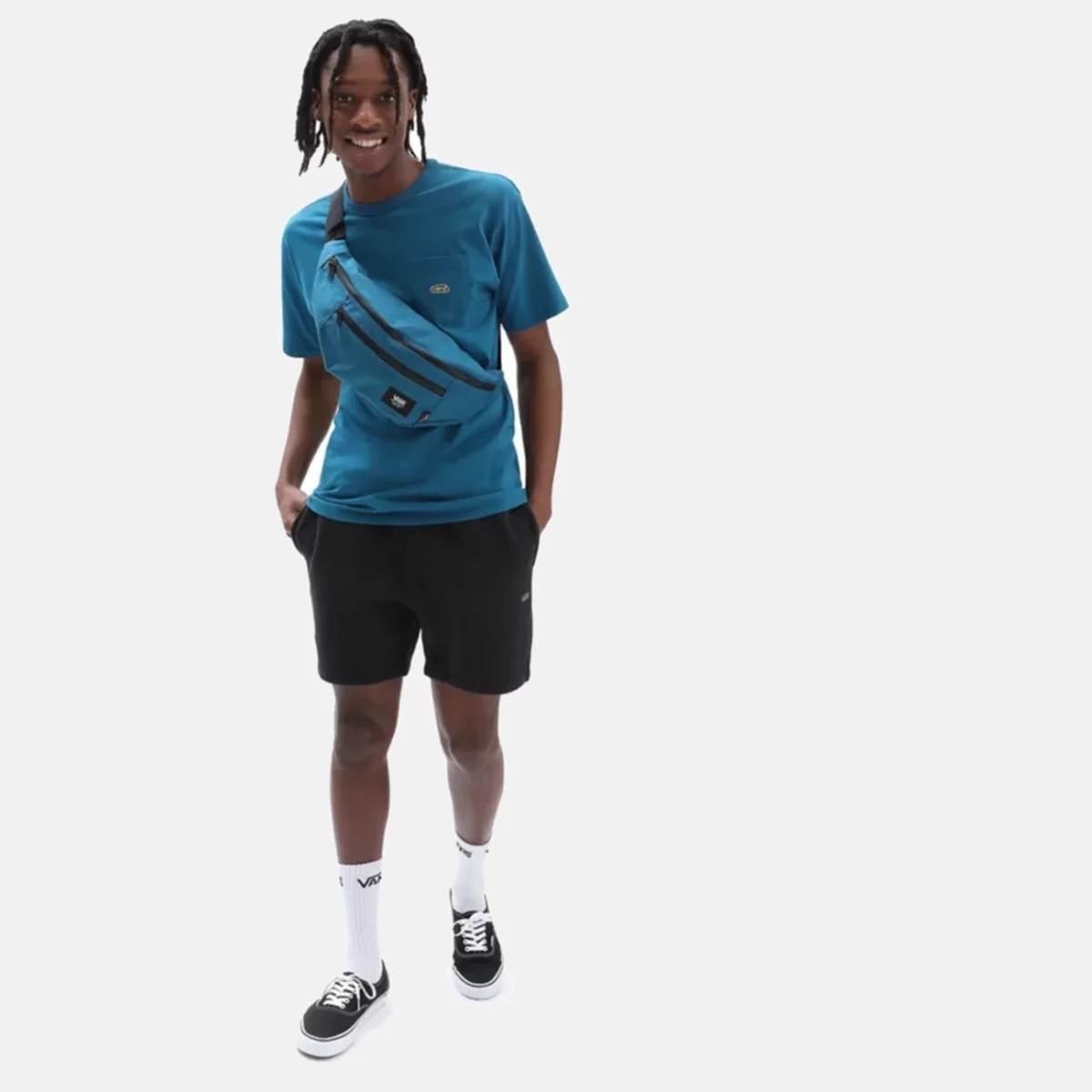 vn0a4poeblk-2-huge-665780c3b6819