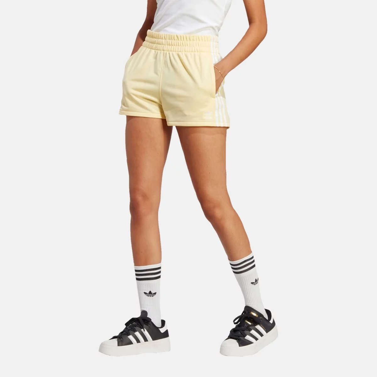 ib7425_3_apparel_on-model_standard-view_grey-kopie-huge-66579ff483da1
