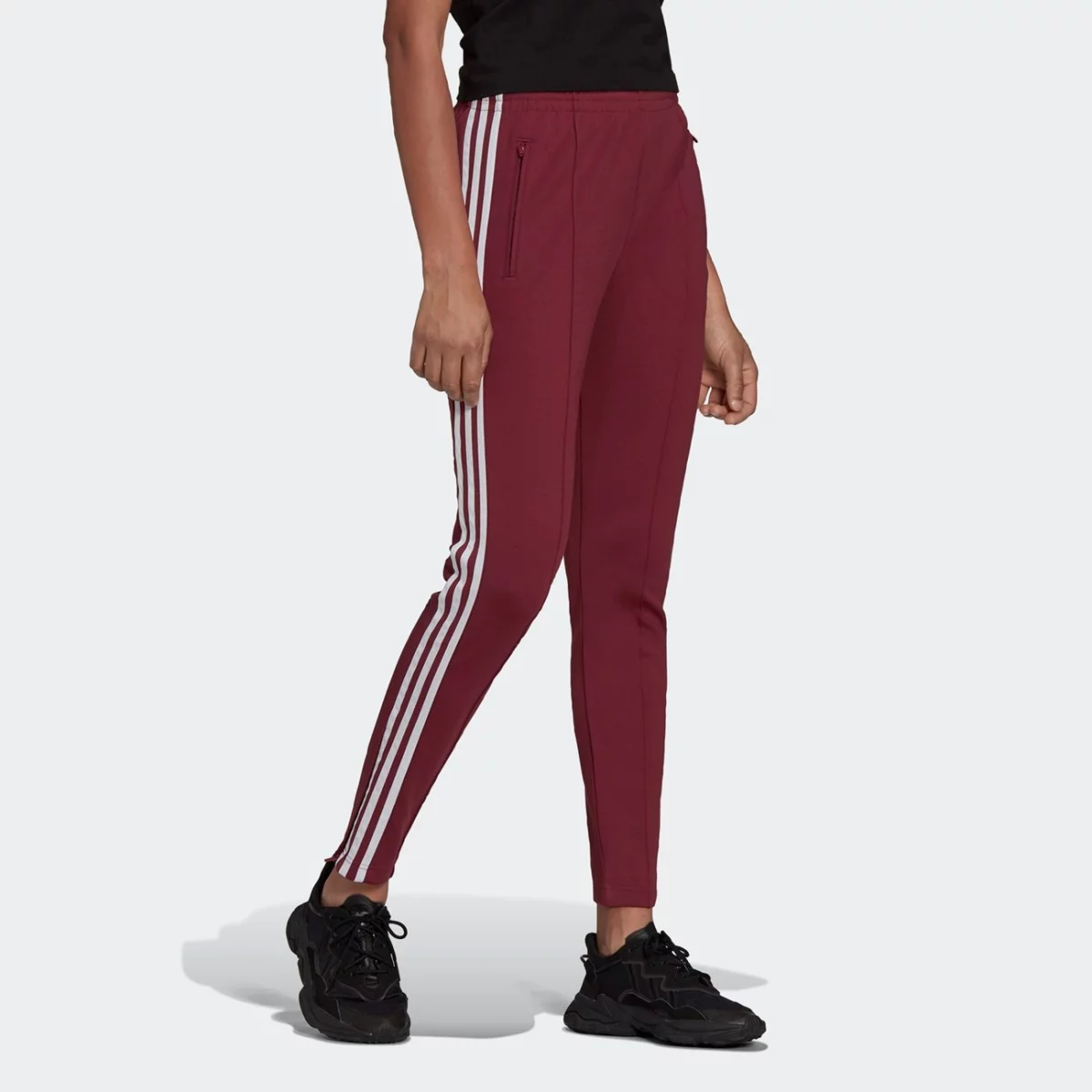 h34580_app_on-model_walking_gradient-huge-665765ea327d6