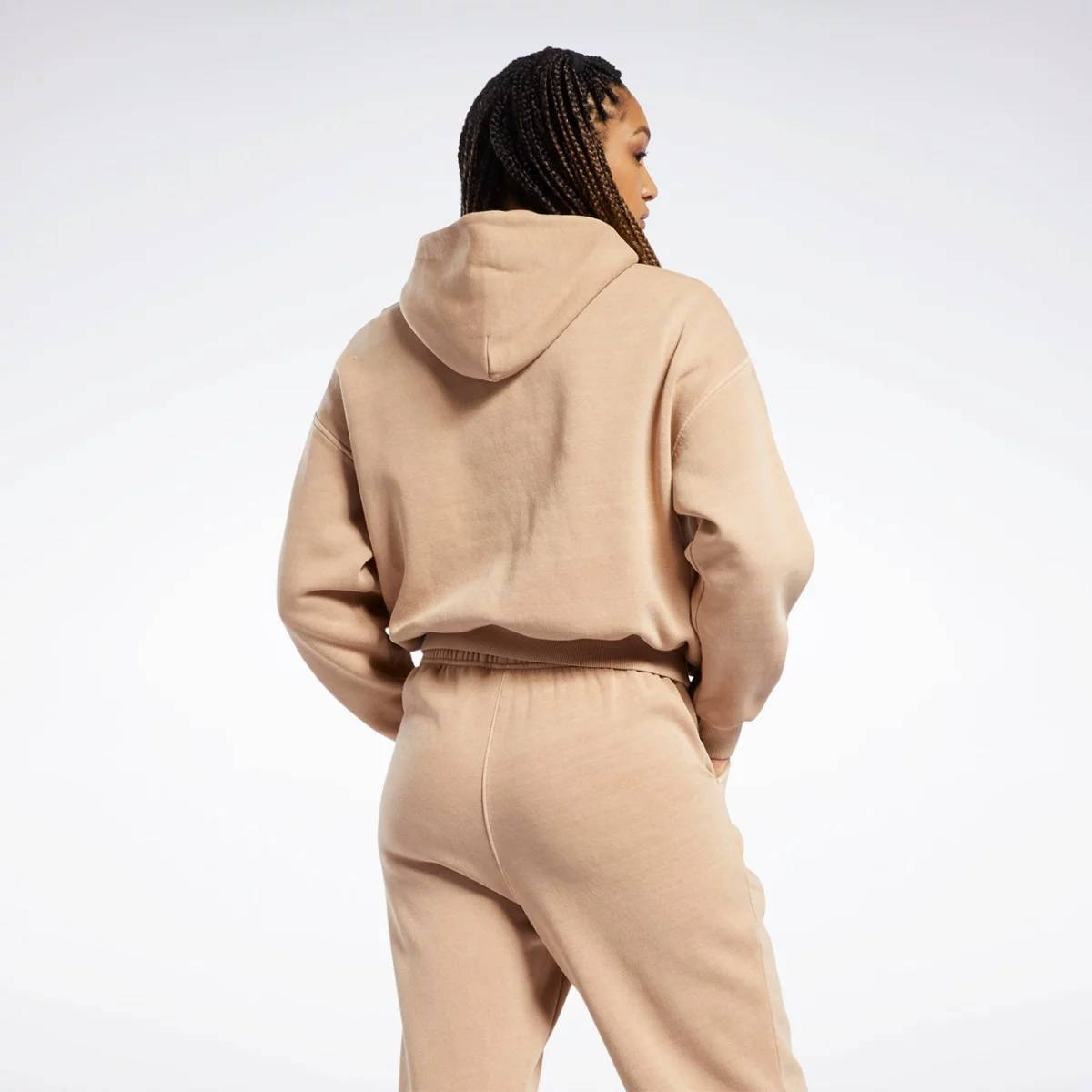 h41361_app_on-model_back_gradient-huge-6657646b0aed4