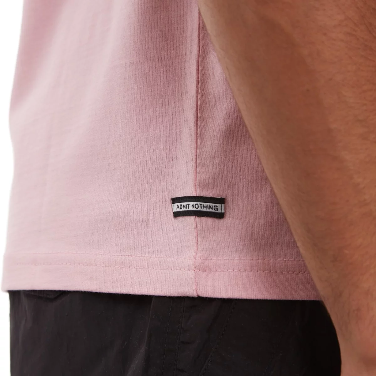 ss22_tsss22_12_prison_rose-pink_detail-2-huge-66578fed5c6dd