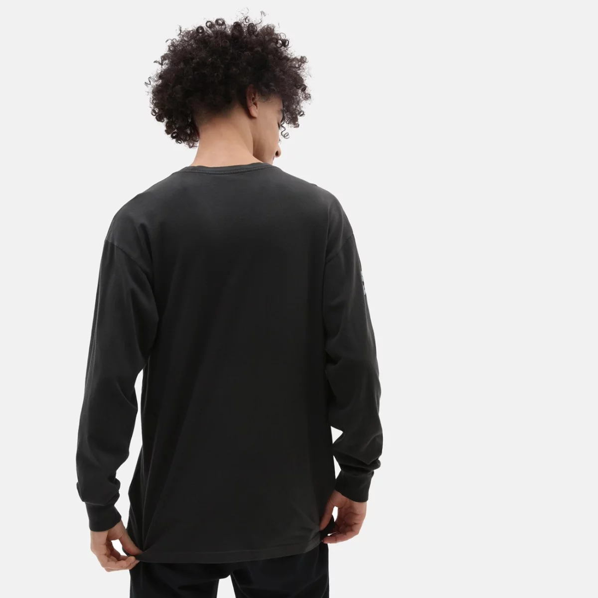 vn00001cblk-alt2-1-huge-66579b5d45b17