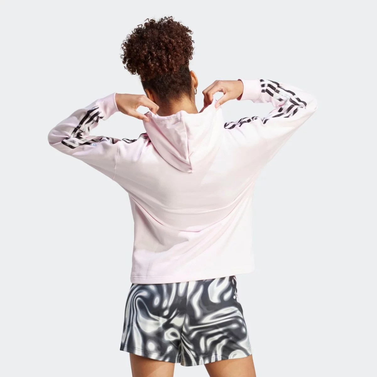 il5873_5_apparel_on-model_back-view_grey-huge-6657a6ad60fdf