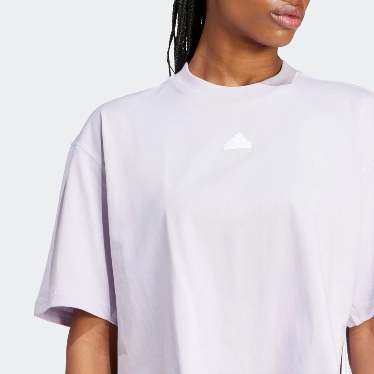 is0877_7_apparel_on-model_detail-view-1_grey-huge-6657b17e8f3d4