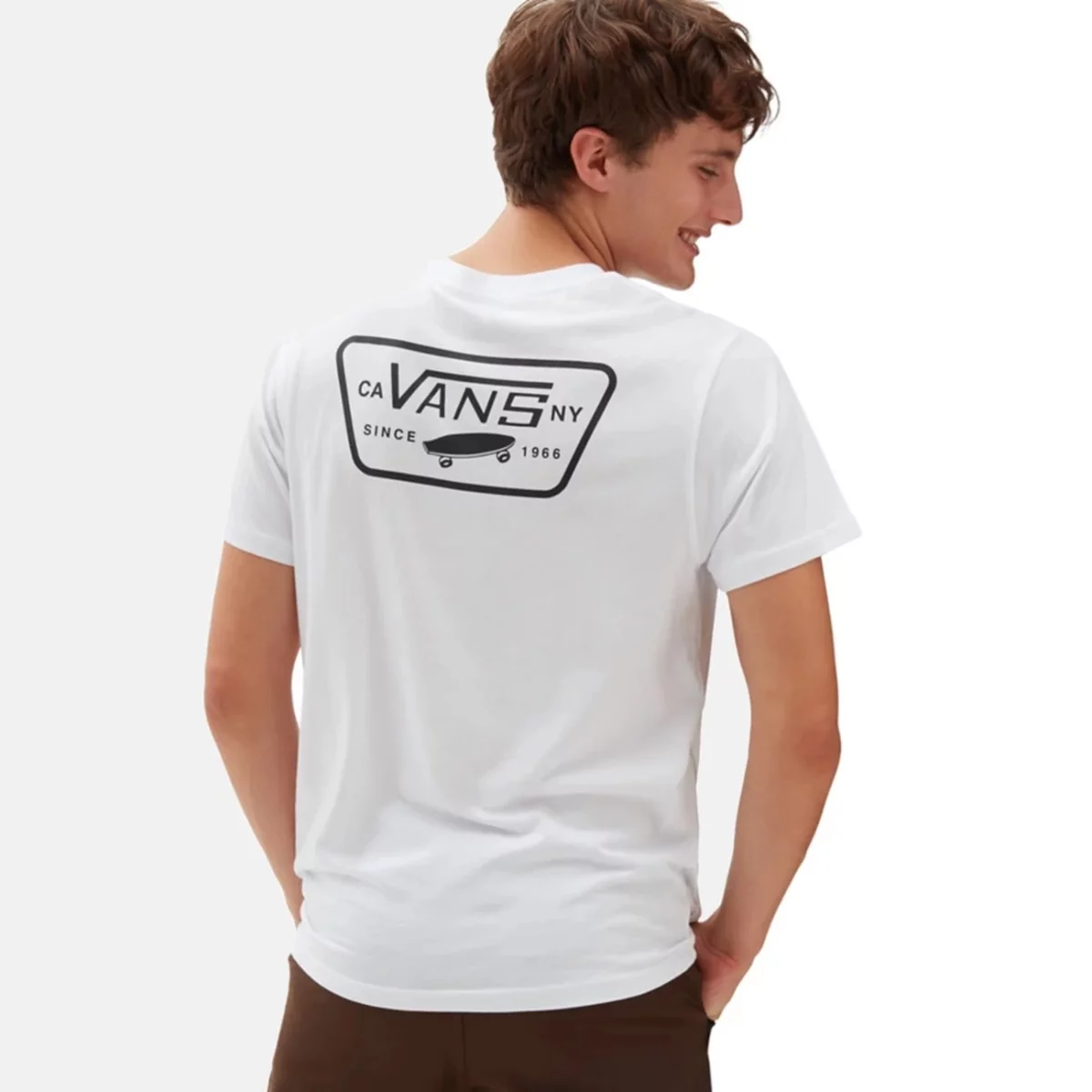 vn0a3h5kyb2-1-huge-665780b284c6d