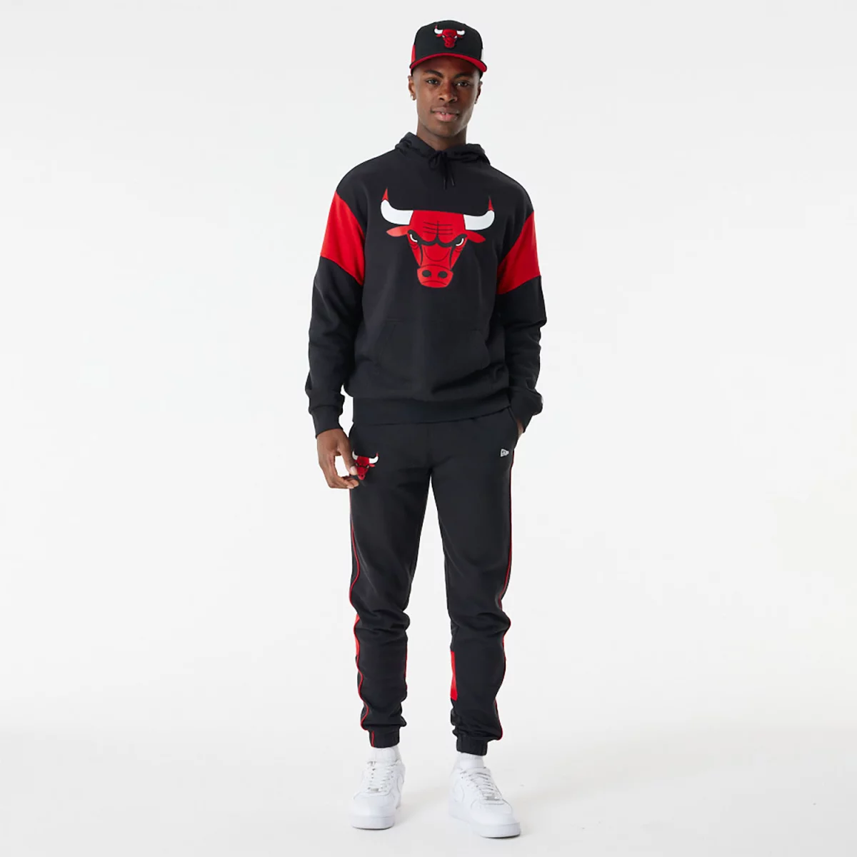 667579954b853chicago_bulls_nba_colour_block_black_oversized_hoodie_60424414_7