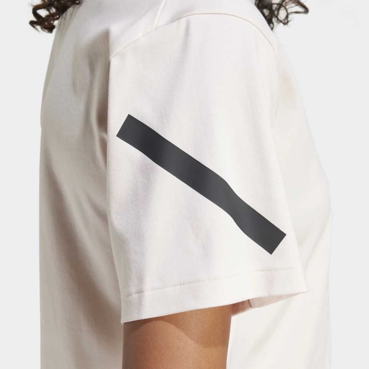 67403f383256aJF4781_7_APPAREL_On_Model_Detail_View_1_grey
