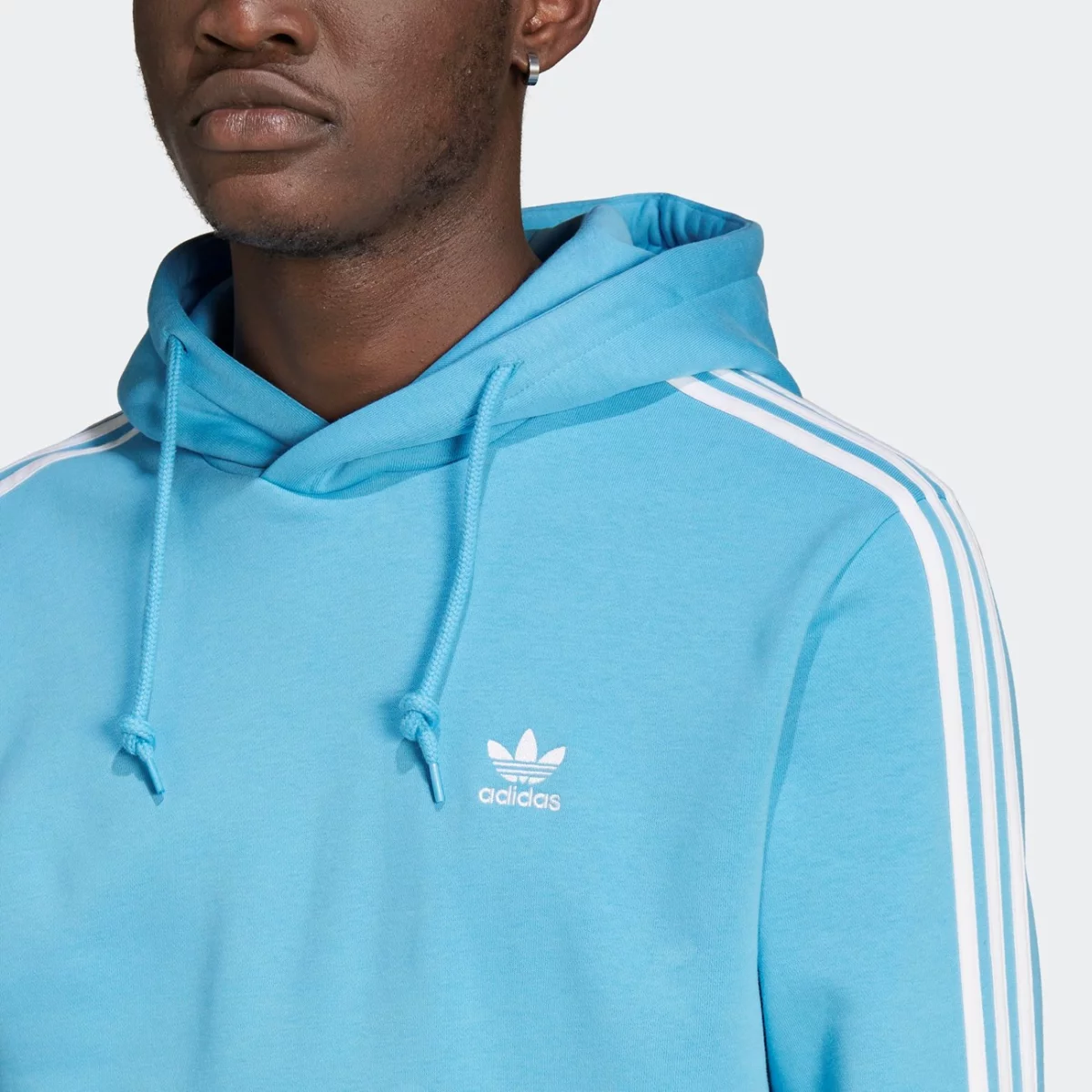 he9476_app_on-model_detail-2_gradient-huge-6657770526d40