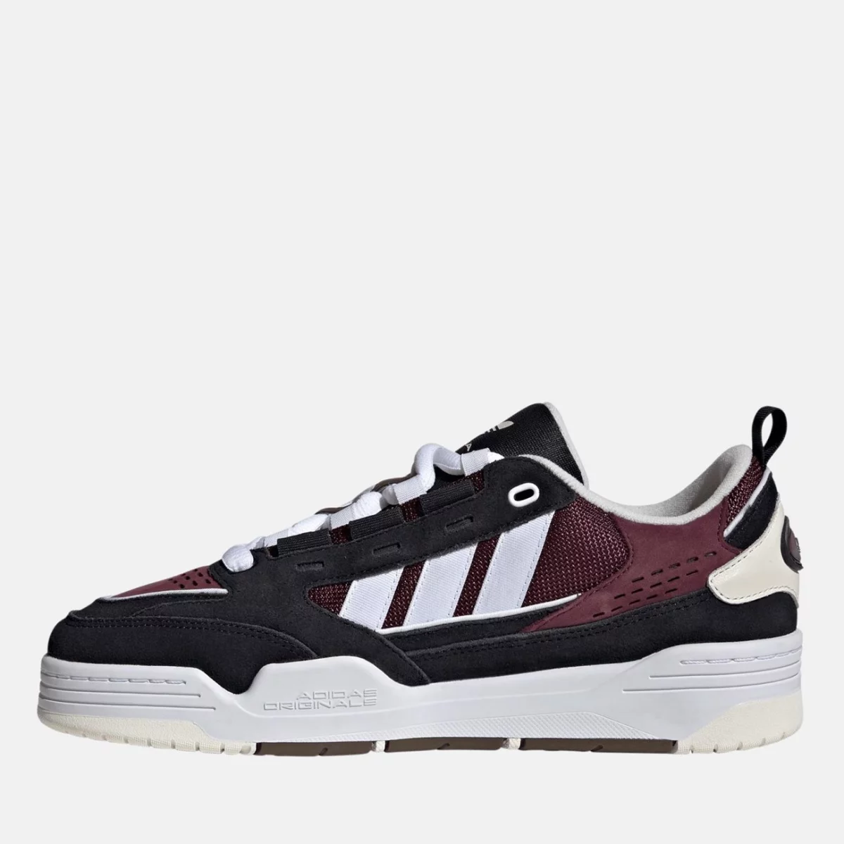 if8821_5_footwear_photography_side-medial-center-view_transparent-huge-6658415f405fc