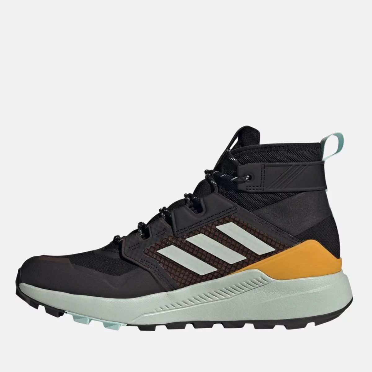 if4936_5_footwear_photography_side-medial-center-view_transparent-huge-665834d462779
