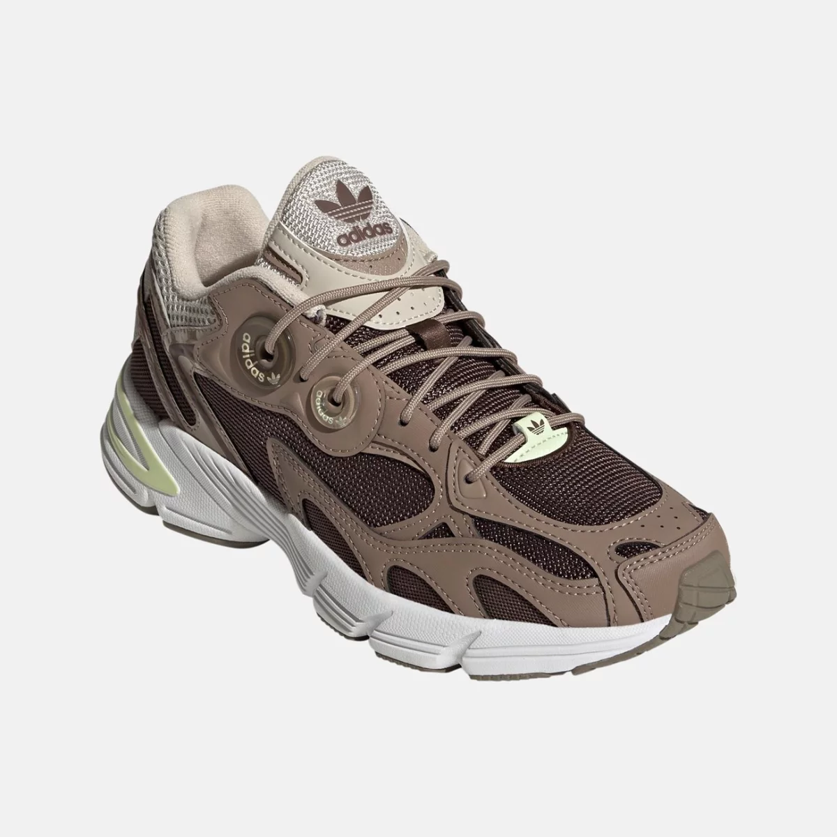 gx7060_6_footwear_photography_front-lateral-top-view_transparent-huge-6658204c20f56