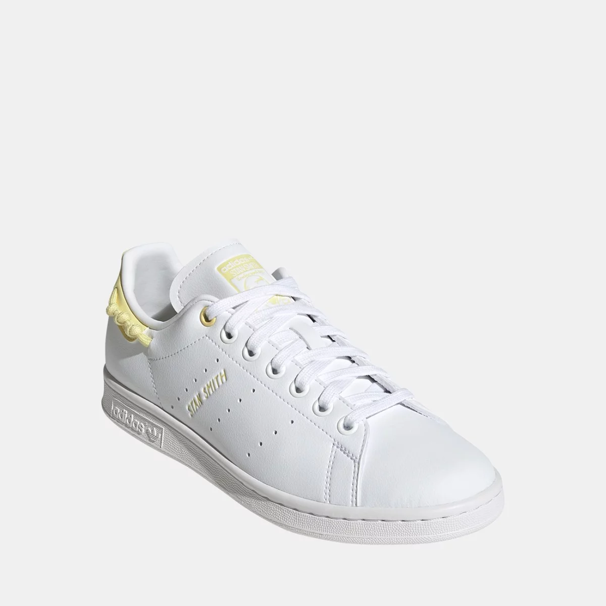 gy8158_ftw_photo_front-lateral-top_transparent-huge-665808bc4eb92