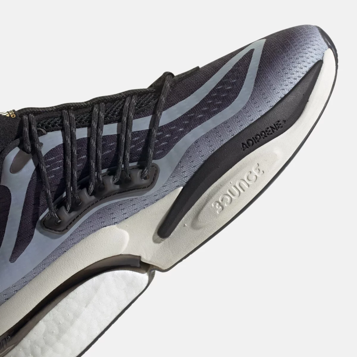 id0316_9_footwear_photography_detail-view-2_transparent-huge-6661b126272e5