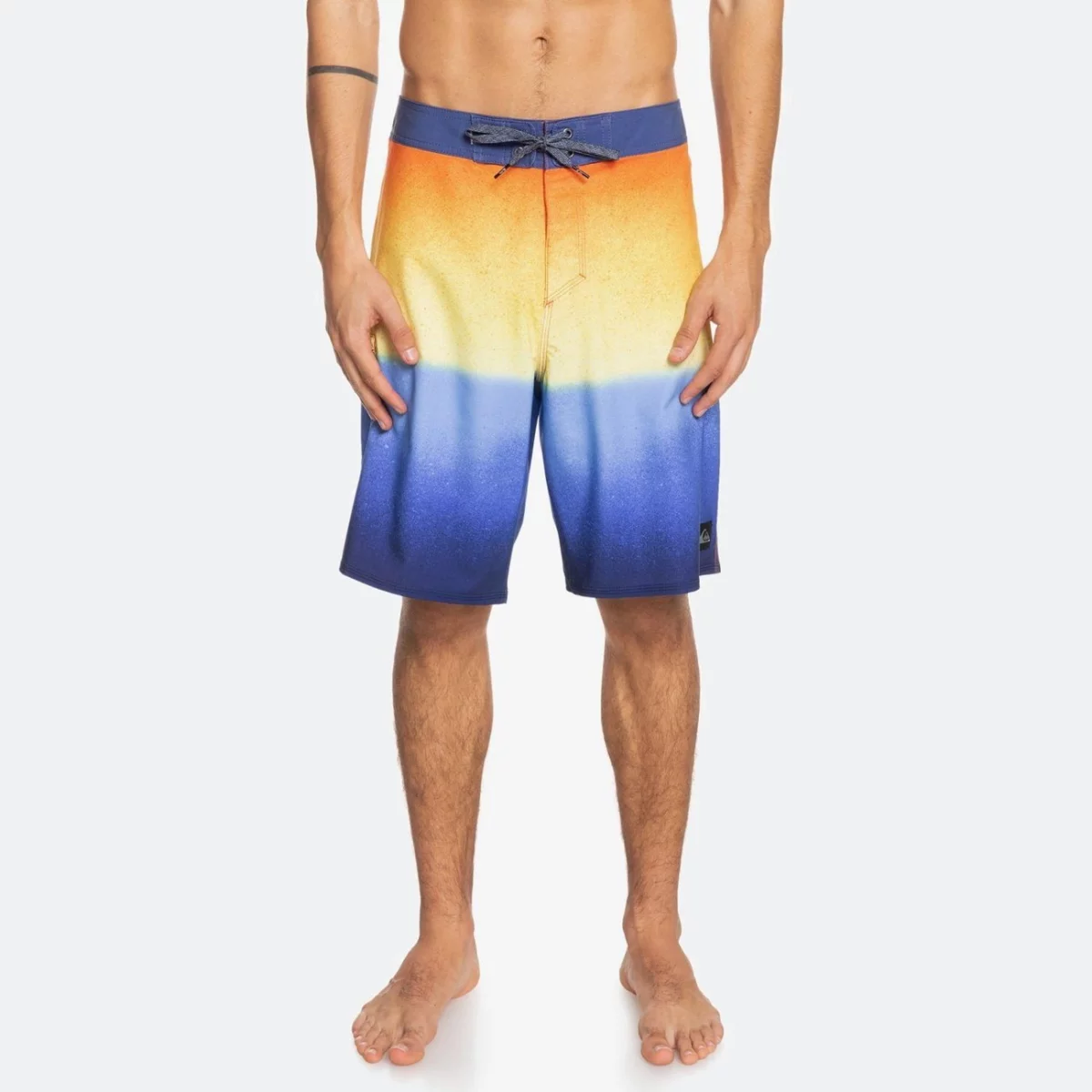 eqybs04529_quiksilver-w_bpz6_frt1-huge-6657584341d72