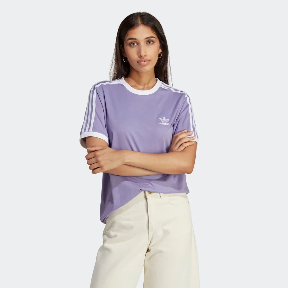 ib7411_3_apparel_on-model_standard-view_grey-huge-66579fd9d6bce