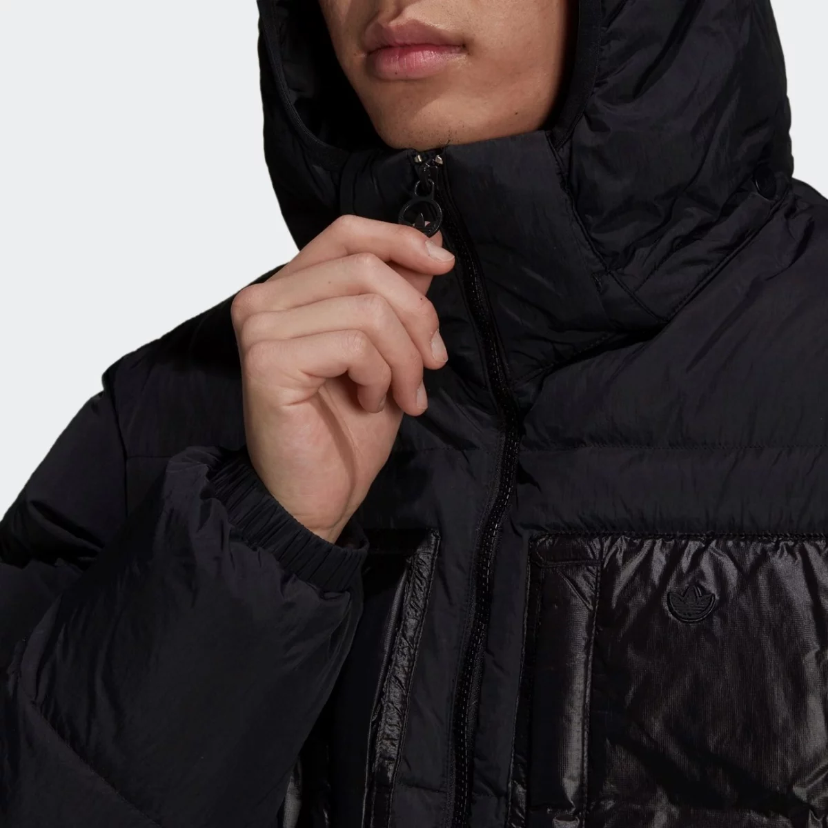 h13564_app_on-model_detail-1_gradient-huge-665761e8ed2bc