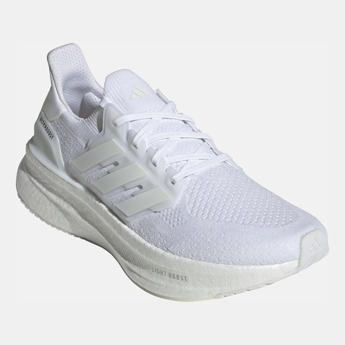 6729f667e4205ID8813_6_FOOTWEAR_Photography_Front_Lateral_Top_View_transparent