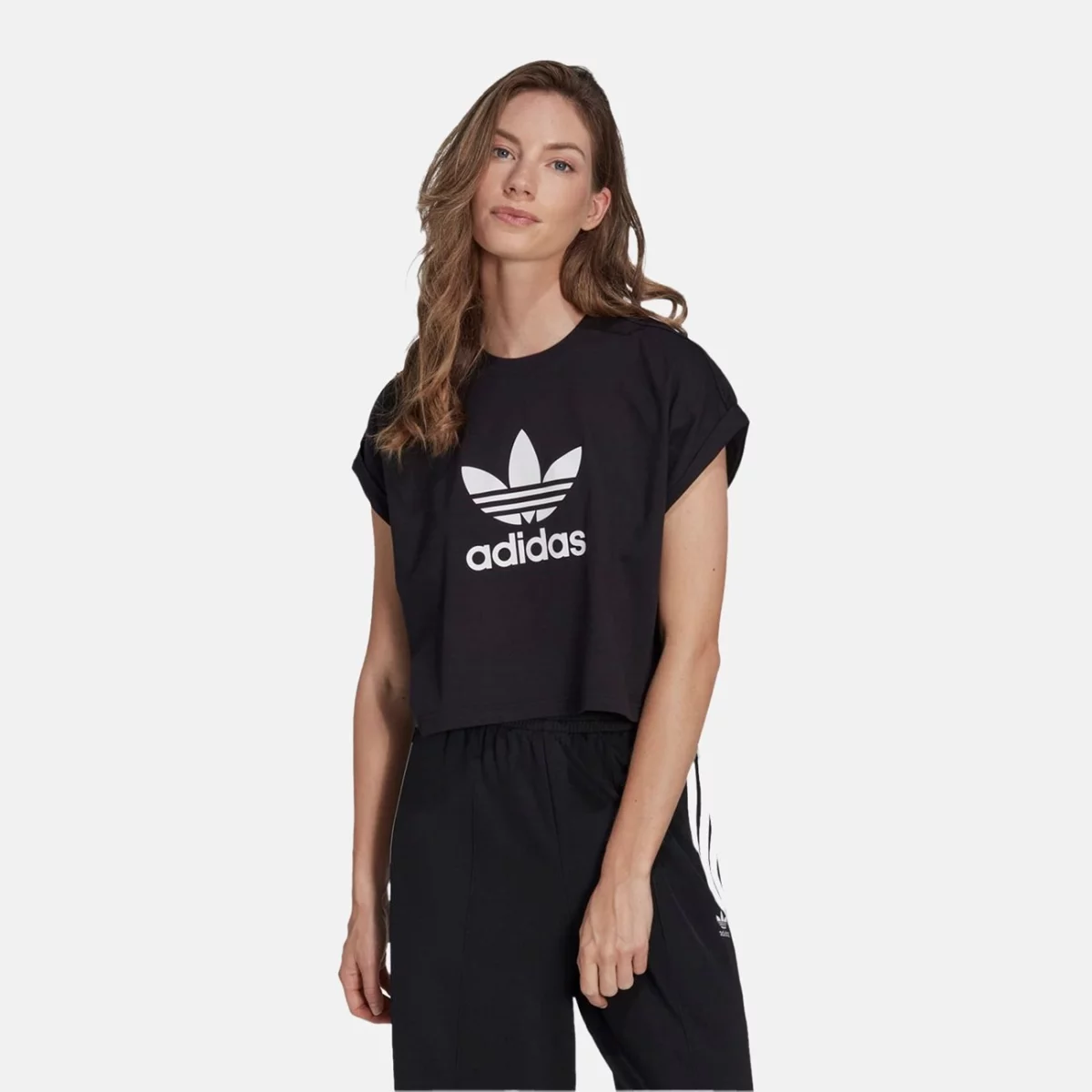 ib1406_3_apparel_on-model_standard-view_grey-huge-6657a196eedbd