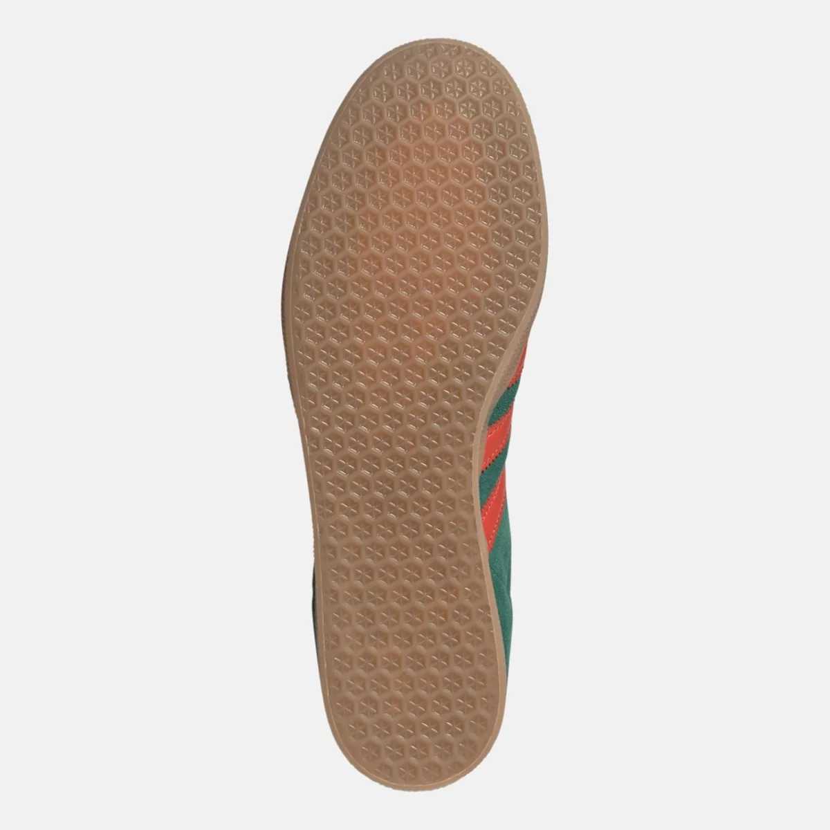 ig6200_4_footwear_photography_bottom-view_transparent-huge-665841e97f114
