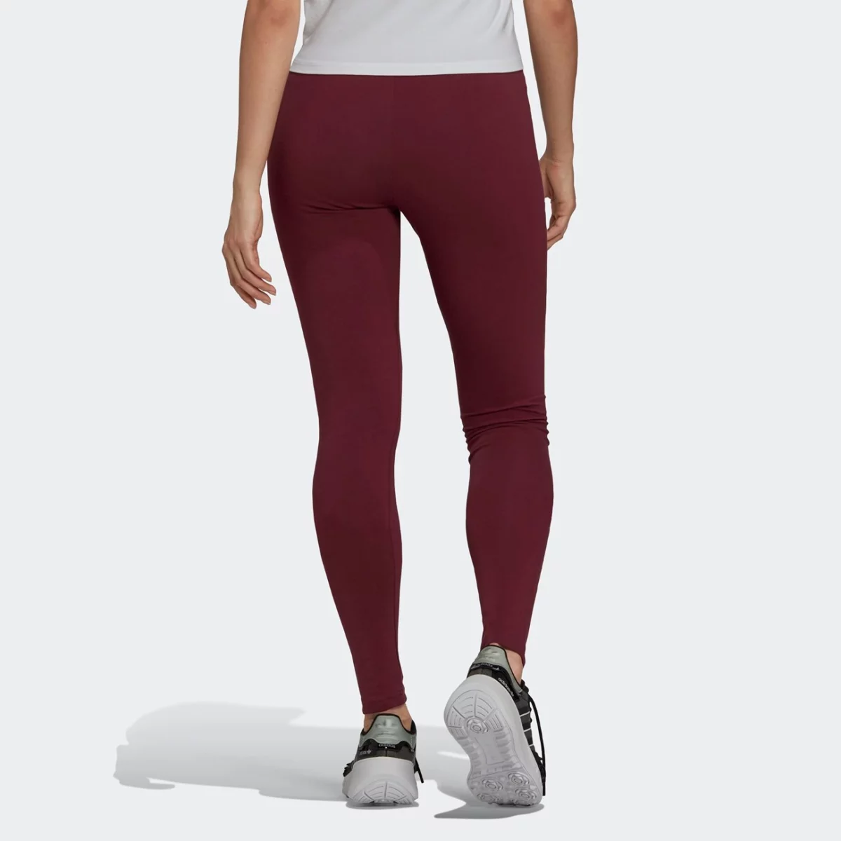 h06624_app_on-model_back_gradient-huge-6657634205441